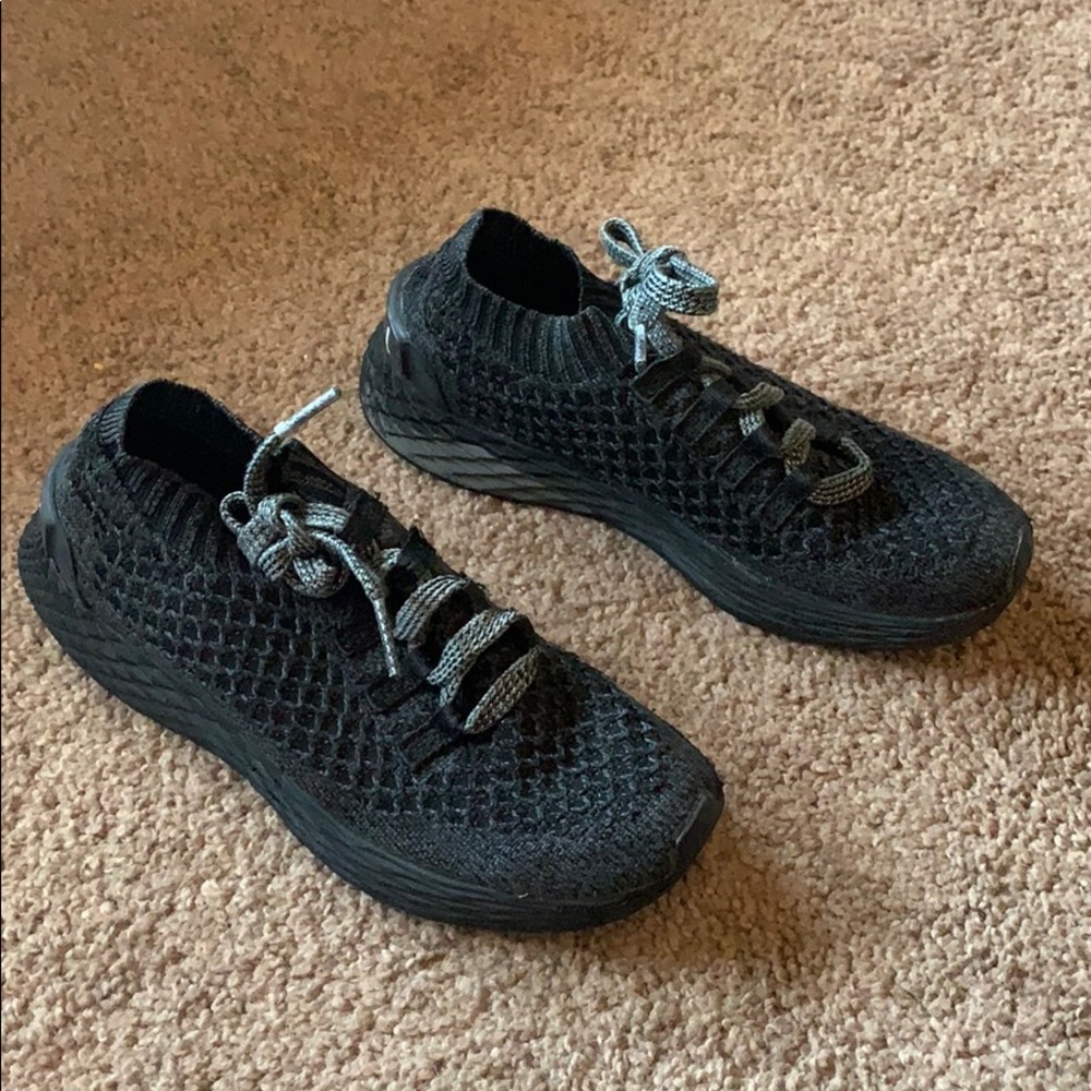Black NoBull Project Runners